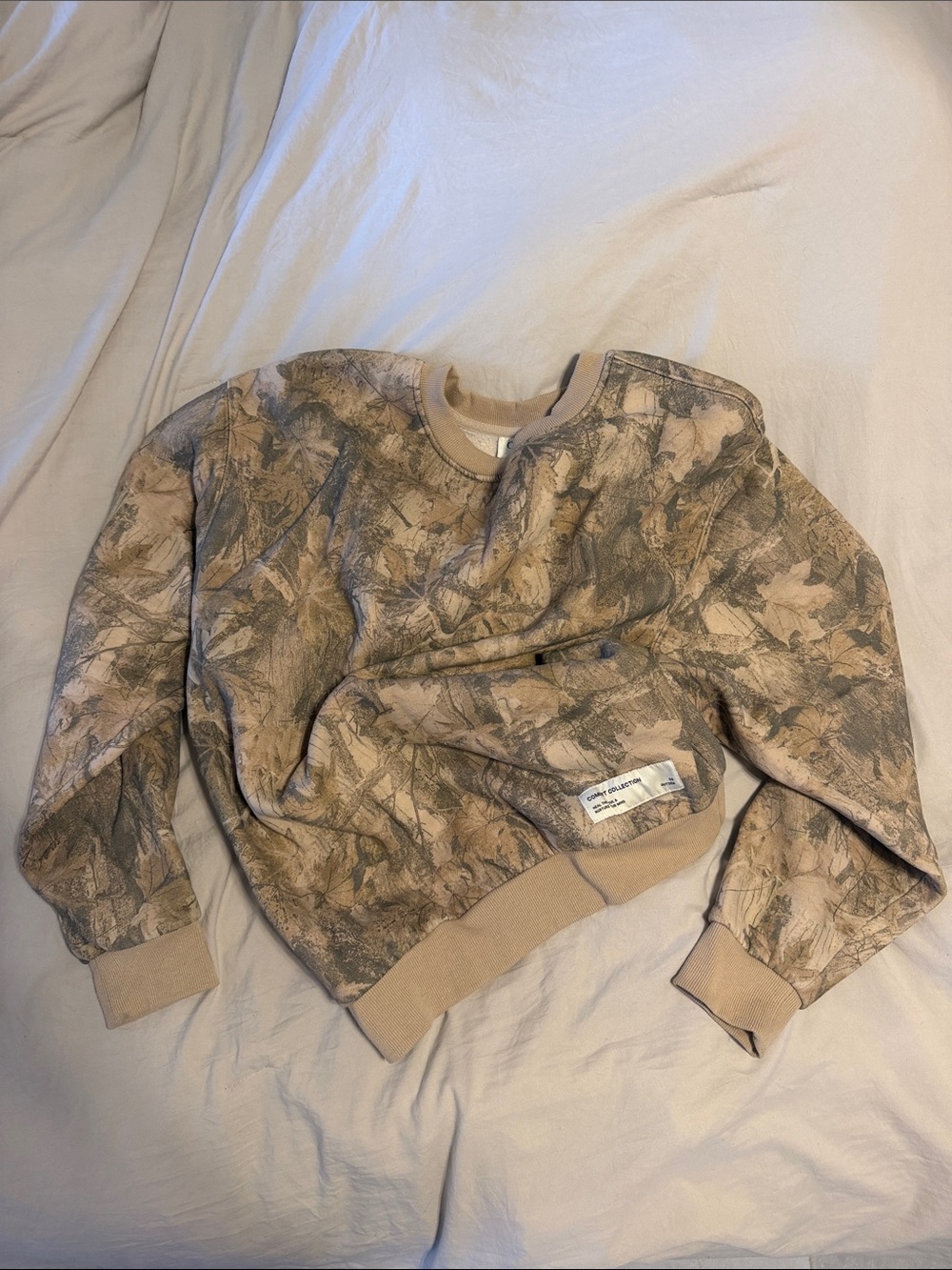 COMFRT Camo Crewneck Sweatshirt in High Sierra - sz M